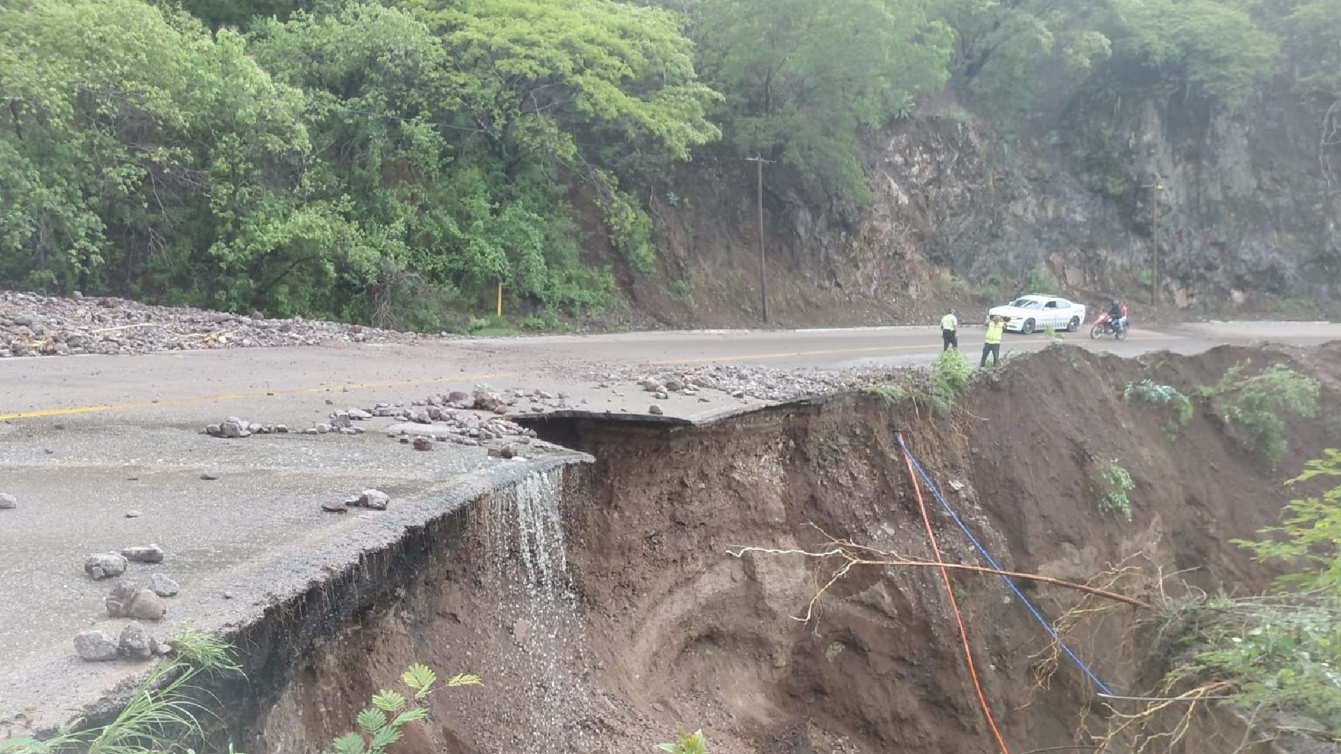 Deslave en Carretera de Oaxaca. Foto: Guardia Nacional